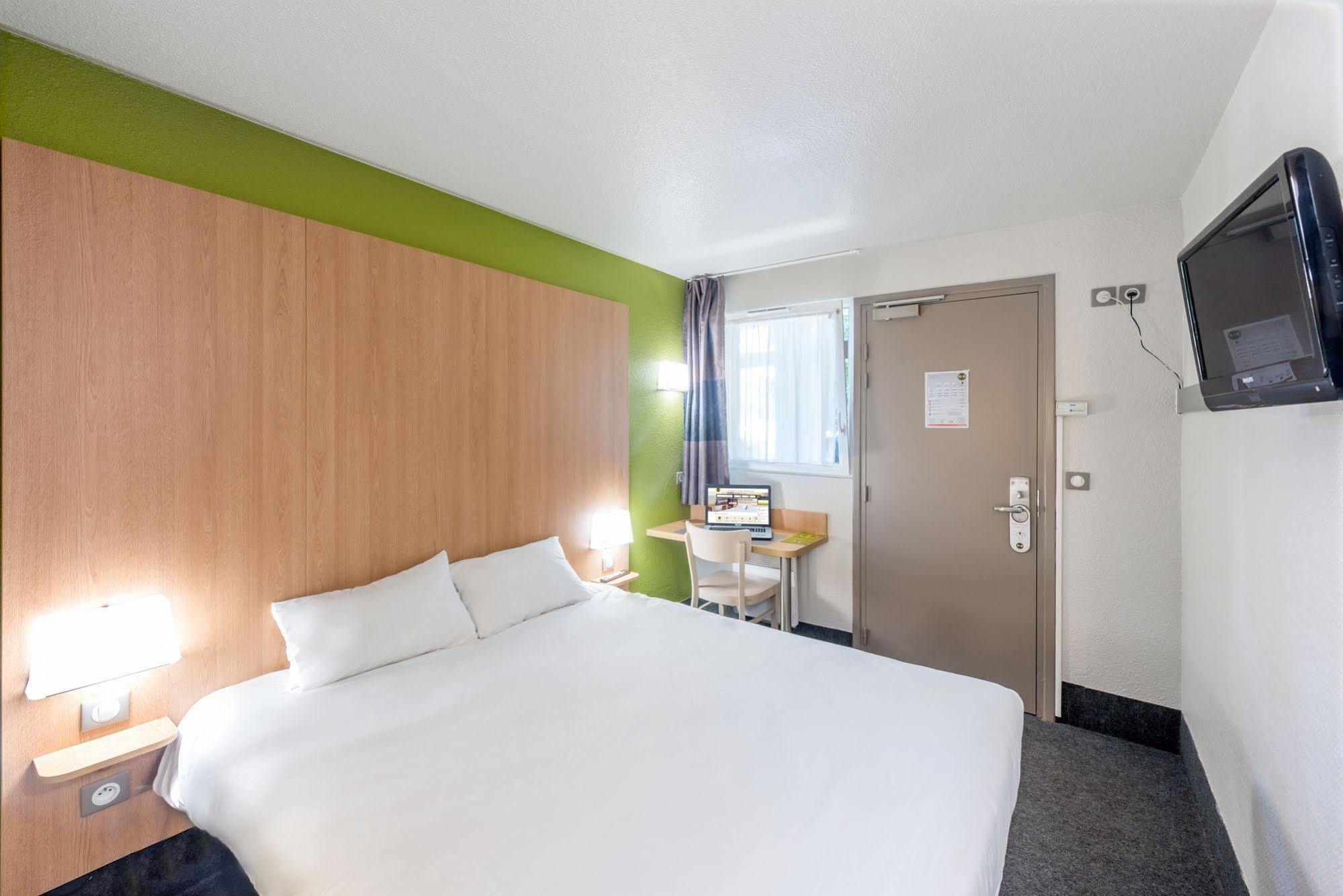 B&B Hotel Brest Kergaradec Aeroport Gouesnou Екстериор снимка