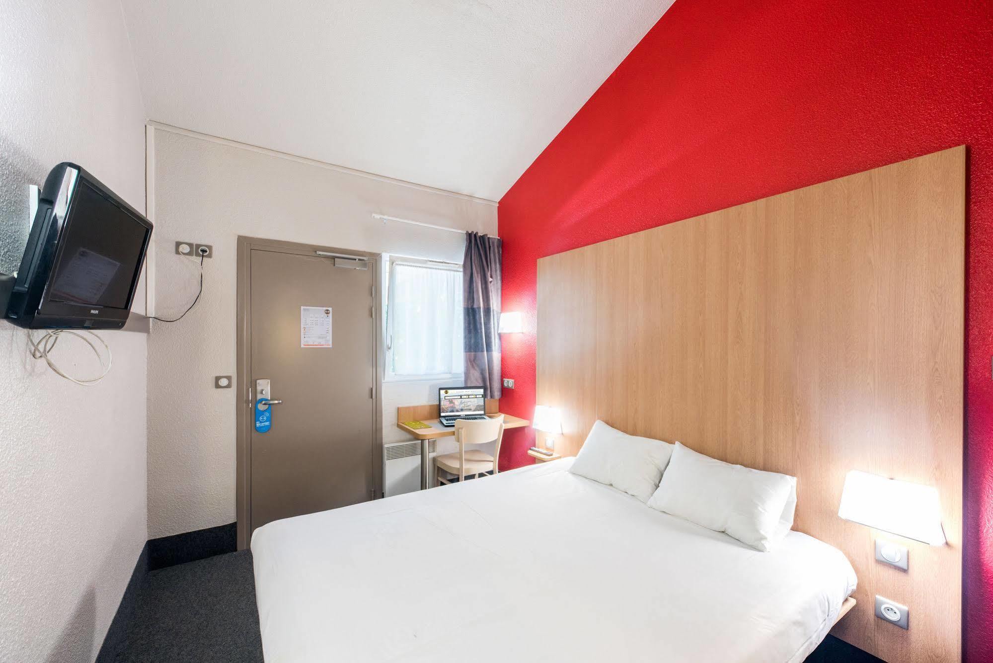 B&B Hotel Brest Kergaradec Aeroport Gouesnou Екстериор снимка
